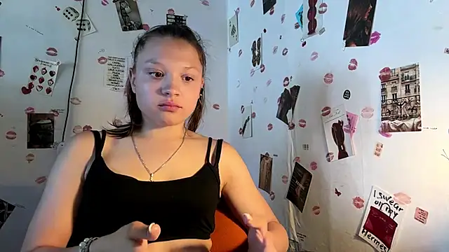 EvitaHibbets webcam