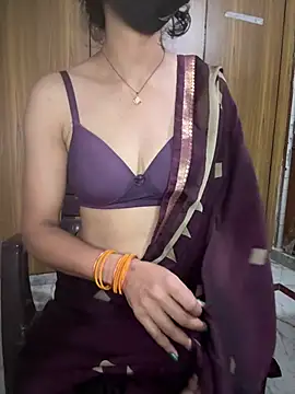 kiaraqueen7 webcam