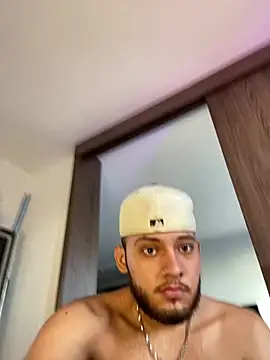 Ryan_Miller111 webcam