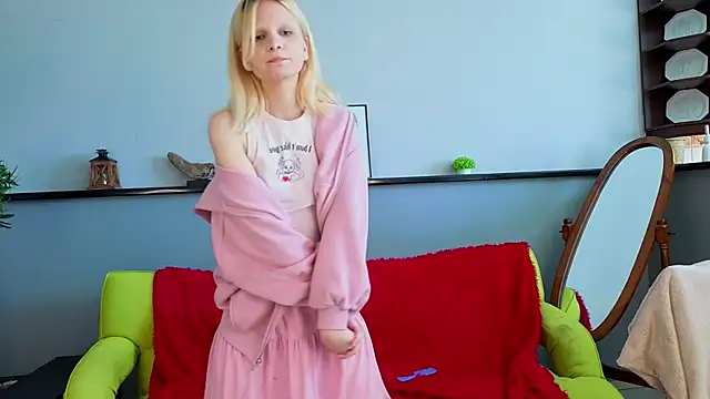 DemetriceCreselious webcam
