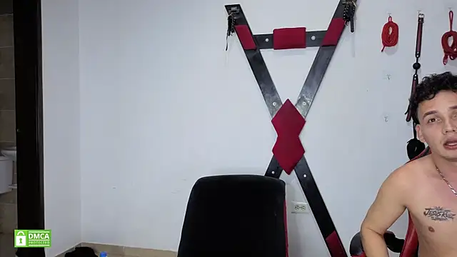BDSMRoom_Latins webcam