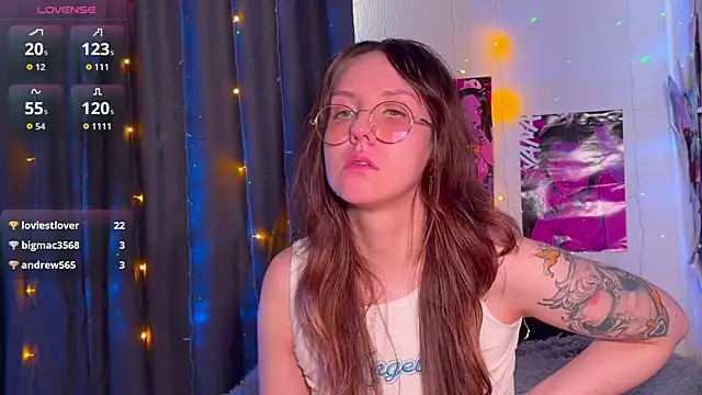 ViolettMo0n webcam