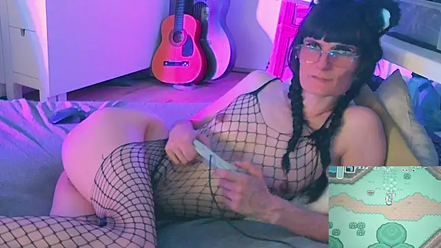 CeriseLapine webcam
