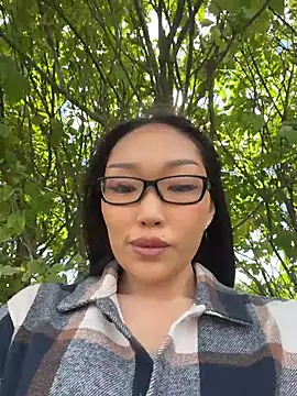 trytomakememoam live cam