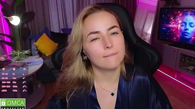 Mira_Mermayd webcam