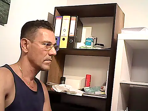 mastercharisma35 webcam