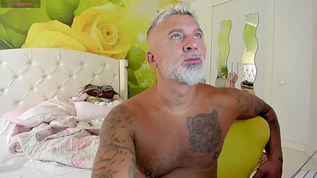 BlowMyXXL webcam