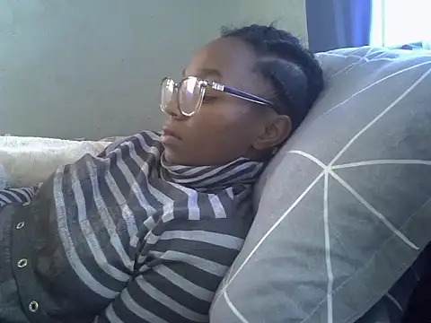 ElianeHot webcam
