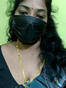 Tamil_Mithra webcam