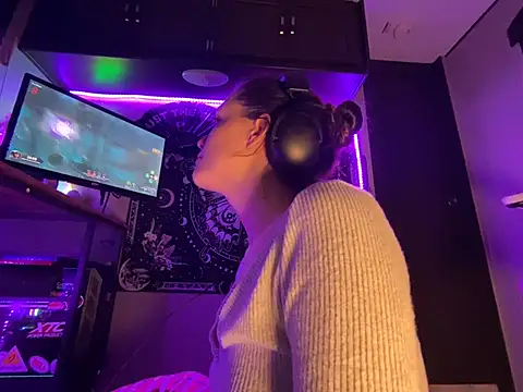 Lilactease webcam
