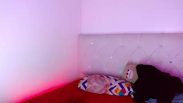 Angel_foxc13 webcam
