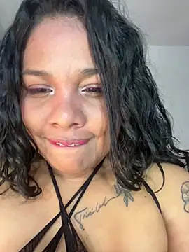 Rashell1_Queen webcam