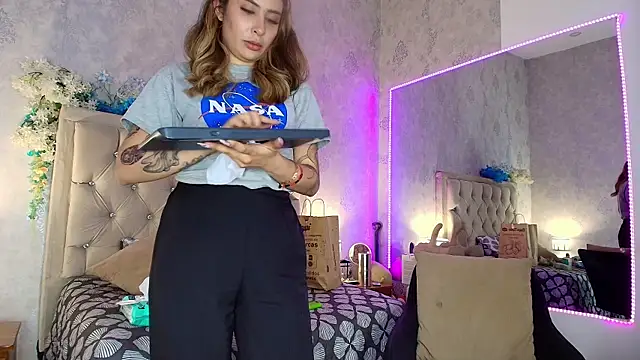 nini_love01 webcam