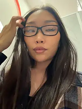 trytomakememoam webcam