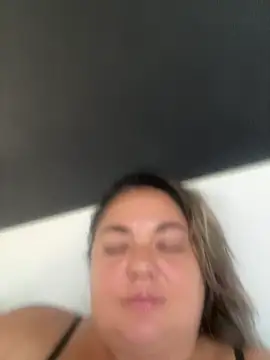 MikyVesela webcam