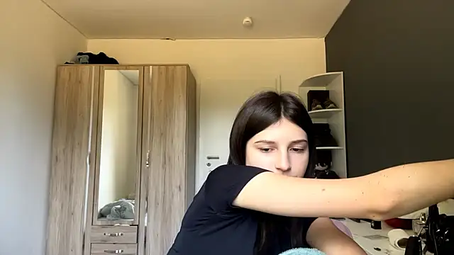 SpanishRooter webcam