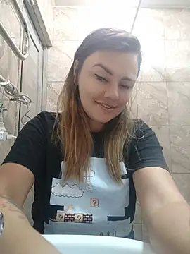 KrissSexi 🔊 free naked chat