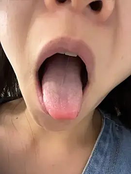 xiaoxiaocheng678 live cam on StripChat