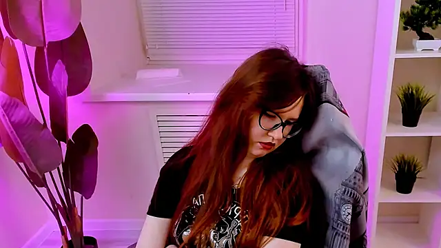 CarolGiggly webcam