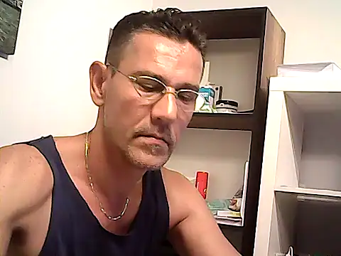 mastercharisma35 webcam