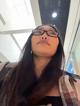 trytomakememoam webcam