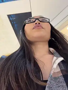 trytomakememoam webcam