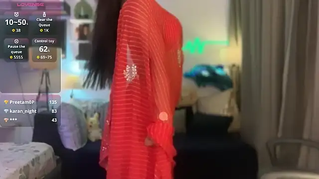 blissful-zovi webcam