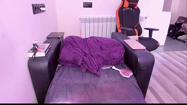 Lyricca webcam