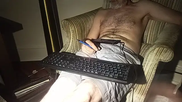 Kitrider live cam on StripChat