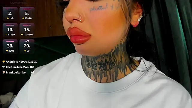 CreamyInkky_ webcam