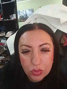Veronica-Celie webcam