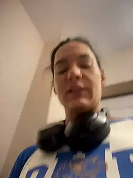 MeekyRich webcam