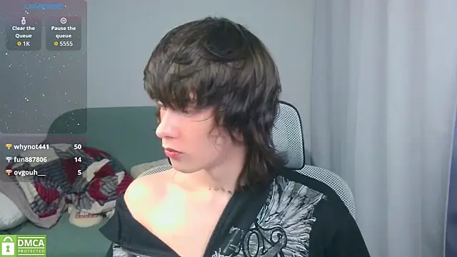 LeonBoykisser webcam