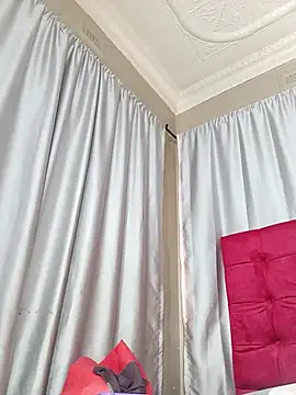 PussyFarrie webcam