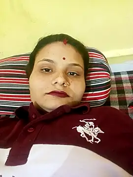 Priti_hote webcam