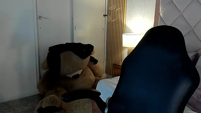dulce_lyraa1 webcam