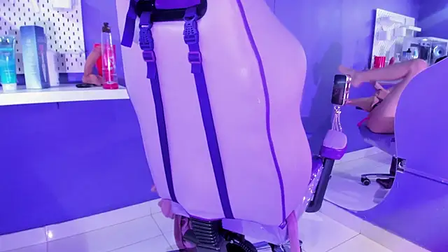 Zoe_444 webcam