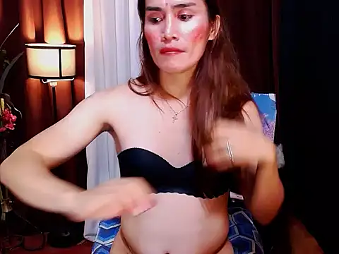 HornyKerujieTrans webcam