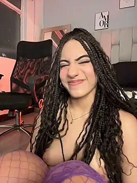 Odett_Khastoff webcam