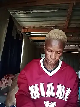 Naughtygrany webcam