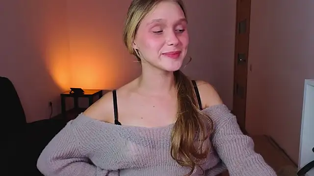 AdelineCrash webcam