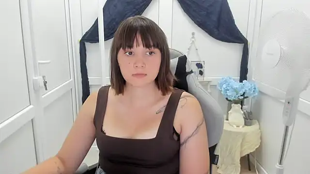 Vanilla_Vixen webcam