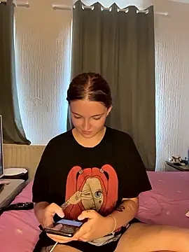 European-beauty webcam