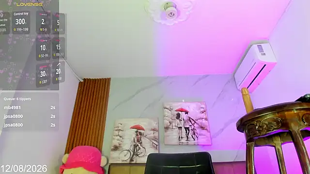 honey_moon_ts webcam