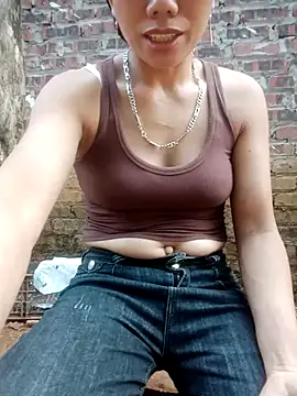 Bella-lynlyn webcam