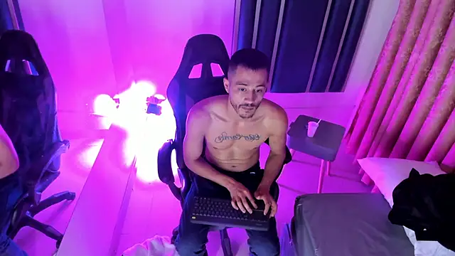 Damiam_23 webcam
