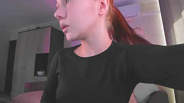 cute1yoga webcam