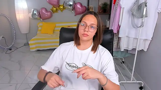 Brooke_Coles webcam