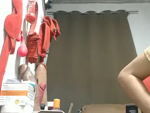 Model: 30cmHORSECOCKSELFSUCKER