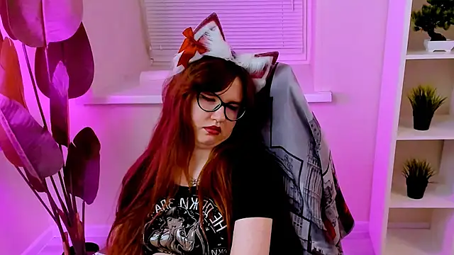 CarolGiggly webcam
